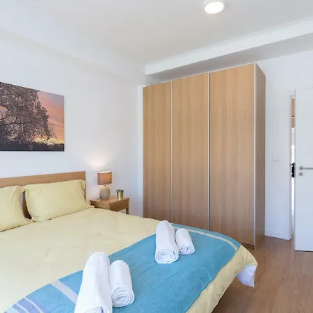 Host Wise - Annas Flats Ii