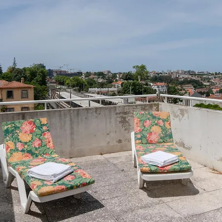 Apartment Host Wise - Lovely Flat With Charming Terrace Vila Nova de Gaia