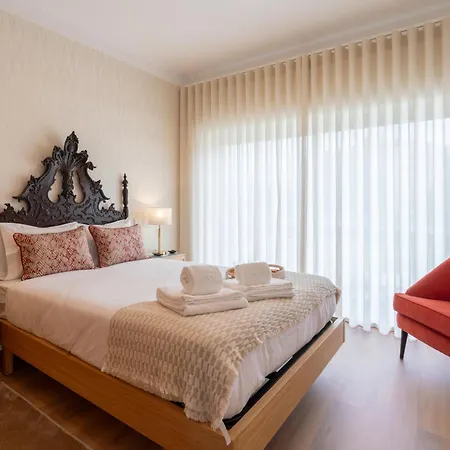 Apartment Host Wise - Lovely Flat With Charming Terrace *
