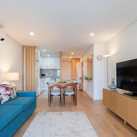 Host Wise - Lovely Flat With Charming Terrace Vila Nova de Gaia