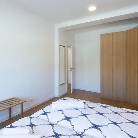 Host Wise - Annas Flats Ii