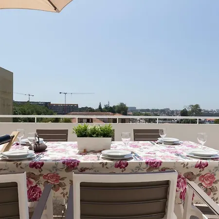 Host Wise - Annas Flats Ii * Βίλα Νόβα ντε Γκάια