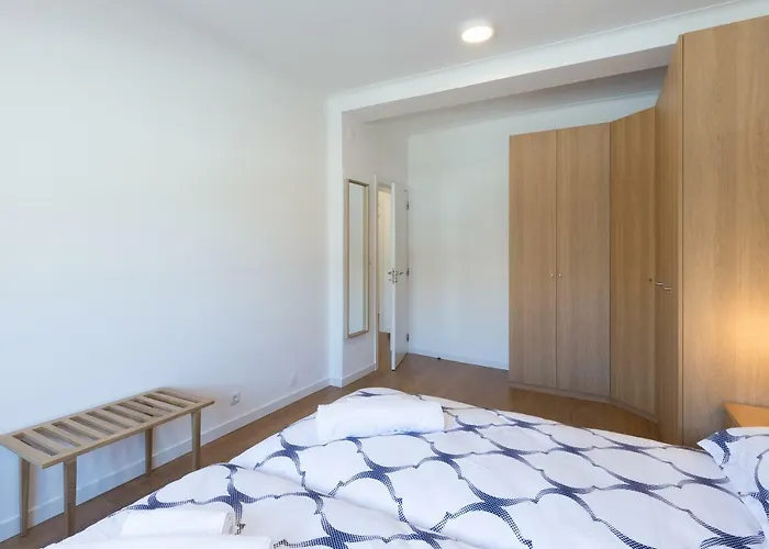 Host Wise - Annas Flats Ii