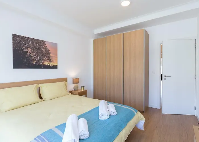 Host Wise - Annas Flats Ii